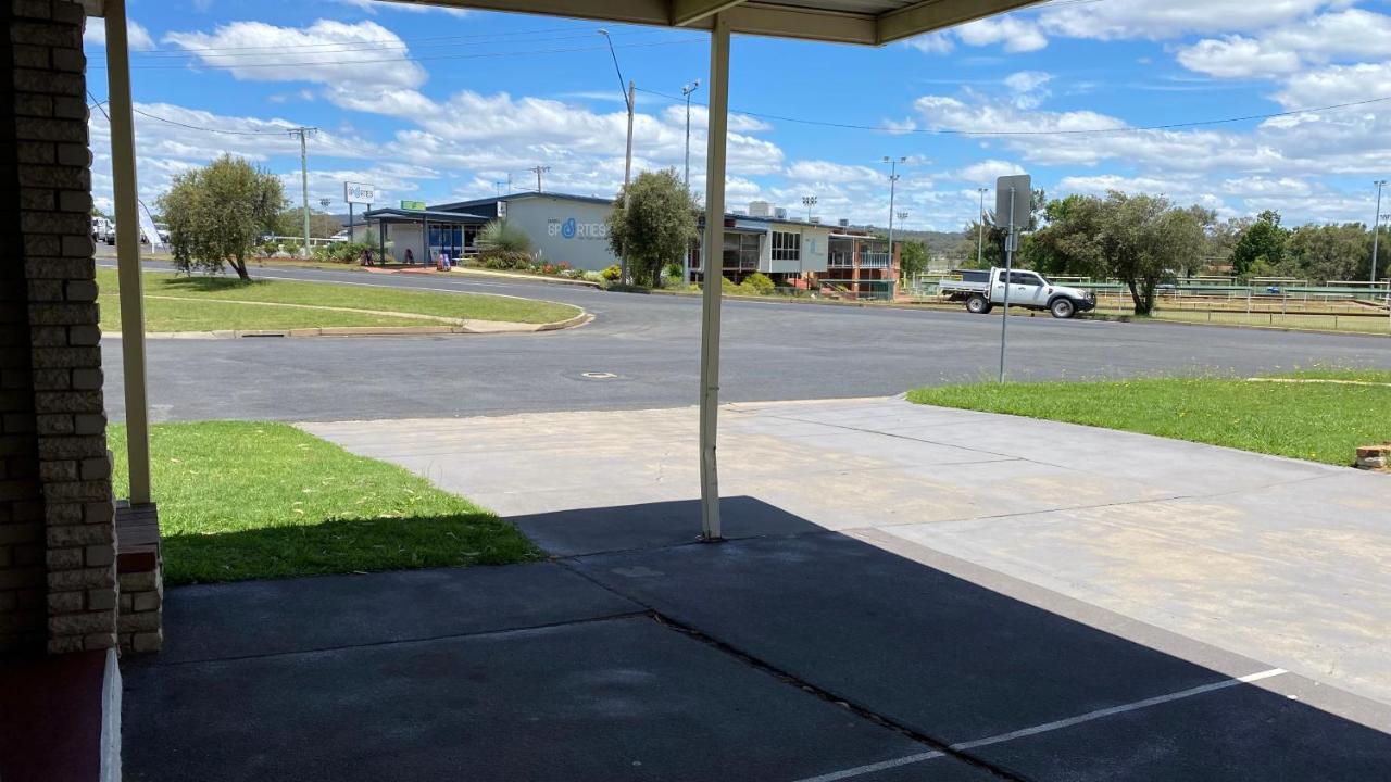 Sapphire City Motor Inn Inverell Exterior foto