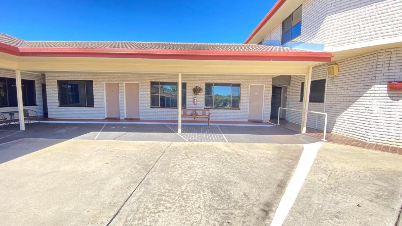 Sapphire City Motor Inn Inverell Exterior foto