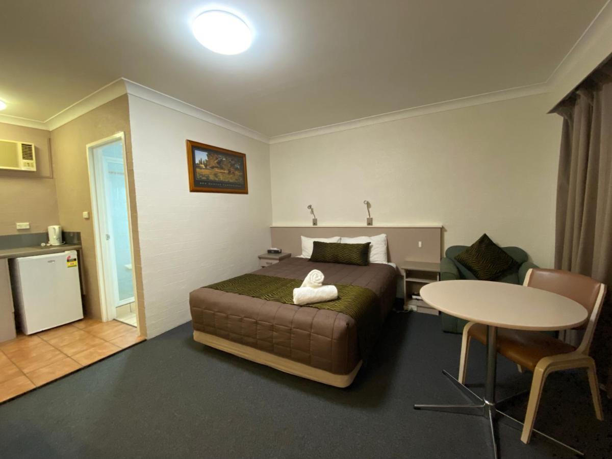 Sapphire City Motor Inn Inverell Exterior foto