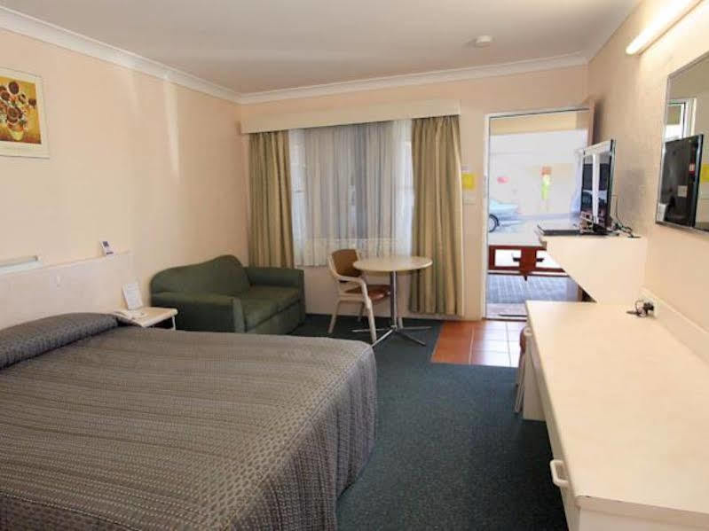 Sapphire City Motor Inn Inverell Exterior foto